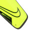 Espinillera Nike Mercurial Hardshell