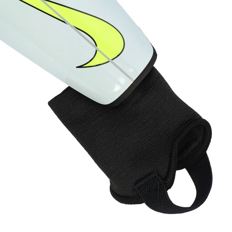 espinillera-nike-charge-guard-nino-gris-2