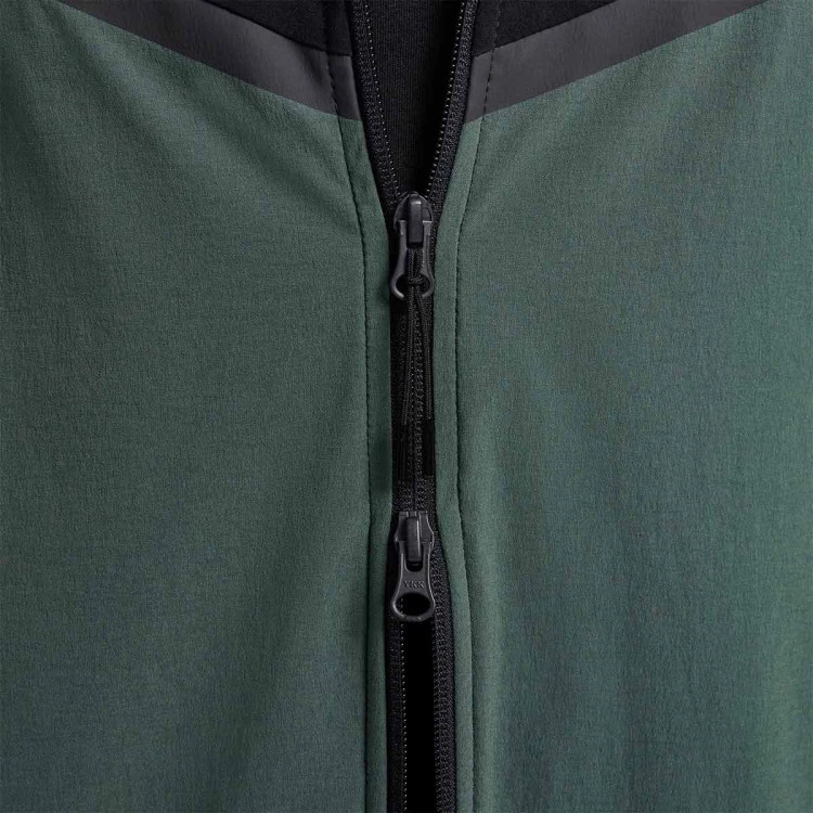 chaqueta-nike-tech-woven-windrunner-vintage-green-black-black-5