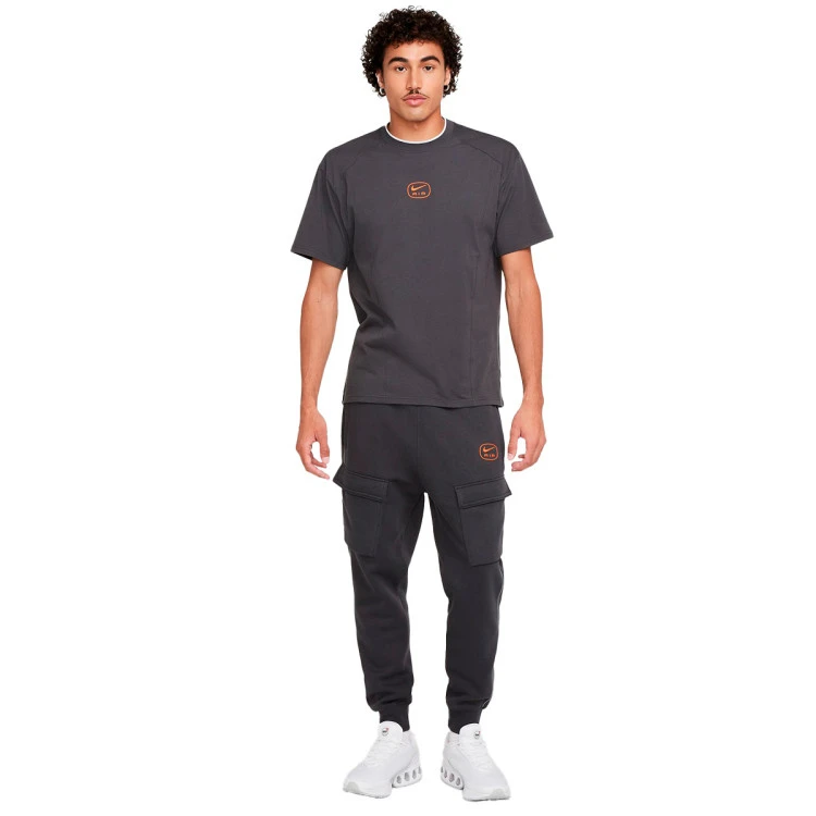 pantalon-largo-nike-swoosh-air-cargo-fleece-anthracite-safety-orange-6