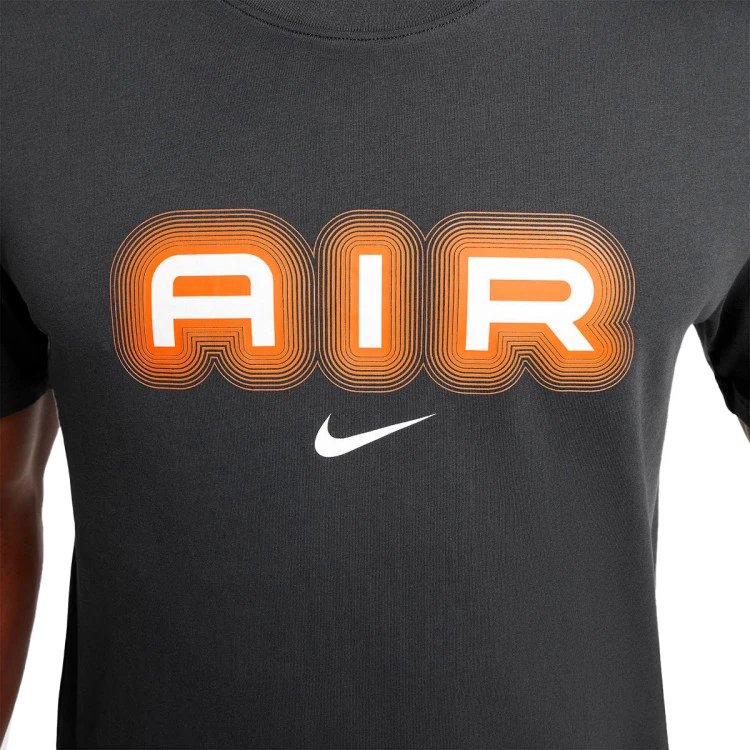 camiseta-nike-swoosh-air-graphic-anthracite-safety-orange-3