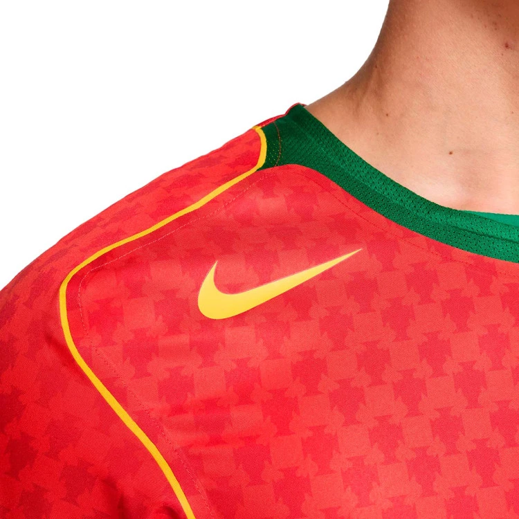 camiseta-nike-portugal-edicion-especial-2024-2025-sport-red-pine-green-yellow-ochre-4