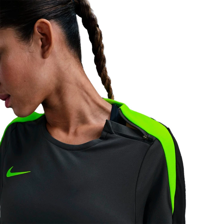 sudadera-nike-dri-fit-strike-mujer-anthracite-volt-black-volt-3