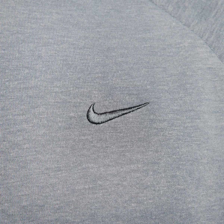 sudadera-nike-dri-fit-primary-cool-grey-htr-cool-grey-2