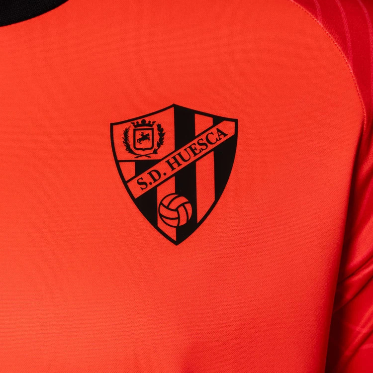 camiseta-soka-sociedad-deportiva-huesca-training-2024-2025-laser-orange-panther-black-2