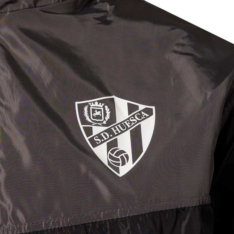 chubasquero-soka-sociedad-deportiva-huesca-training-2024-2025-panther-black-steel-grey-4