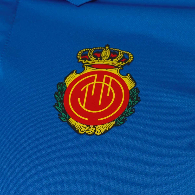 polo-nike-rcd-mallorca-paseo-capsula-2024-2025-royal-blue-black-volt-4