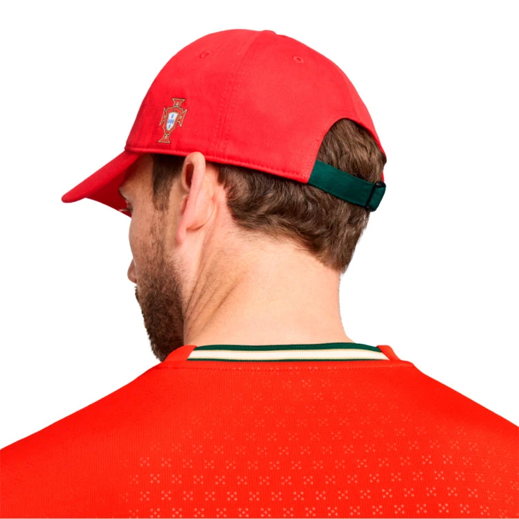 gorra-puma-portugal-2024-2025-sport-red-white-1