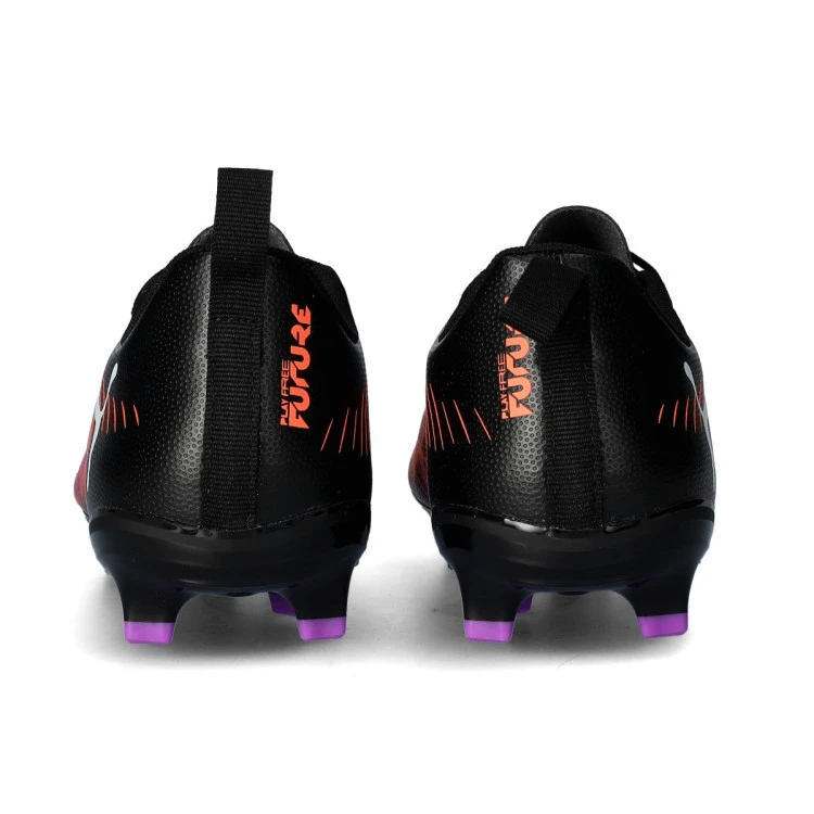 bota-puma-future-8-play-fgag-nino-black-white-glowing-red-3