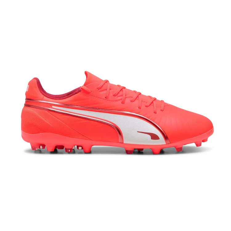 bota-puma-king-match-mg-glowing-red-white-red-fire-1