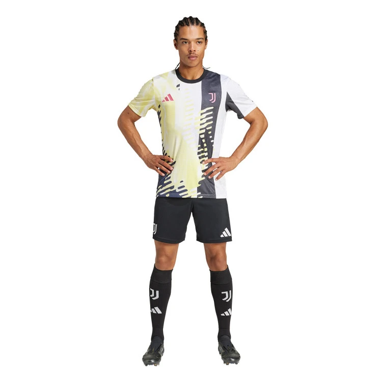 camiseta-adidas-juventus-pre-match-2024-2025-pure-sulfur-black-legend-ink-5