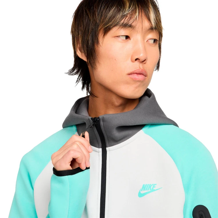 chaqueta-nike-sportswear-tech-fleece-windrunner-hoodie-iron-grey-photon-dust-tropical-twist-2