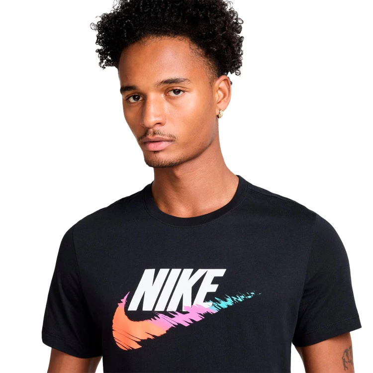 camiseta-nike-sportswear-futura-black-2