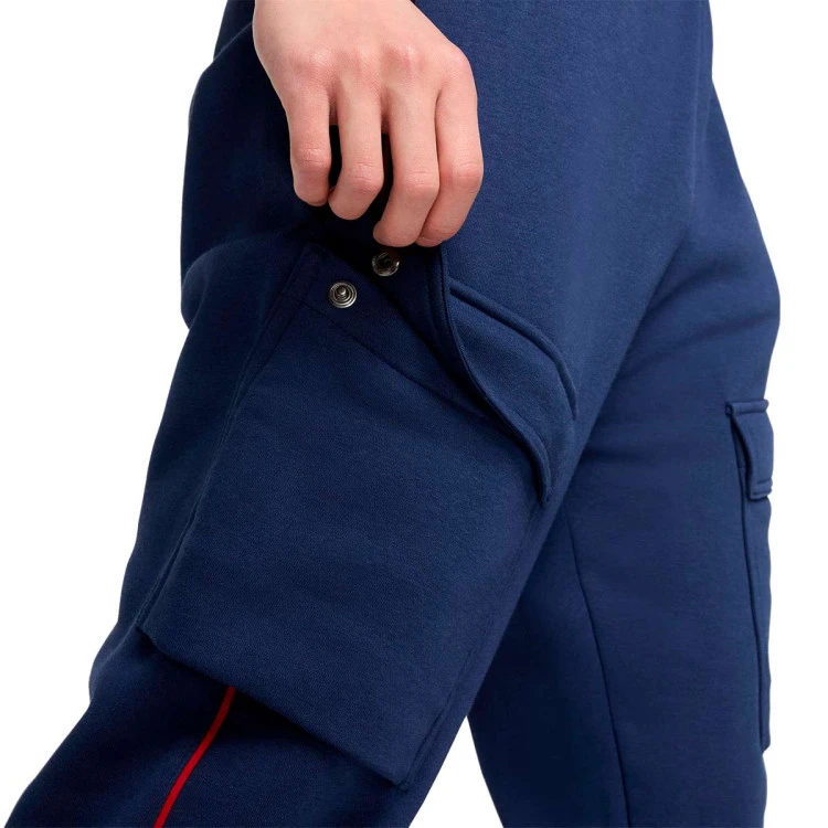 pantalon-largo-nike-sportswear-swoosh-air-cargo-fleece-midnight-navy-gym-red-4