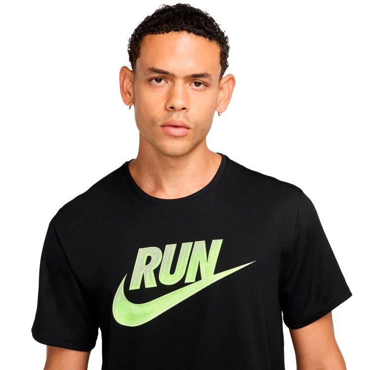 camiseta-nike-run-energy-miler-black-2