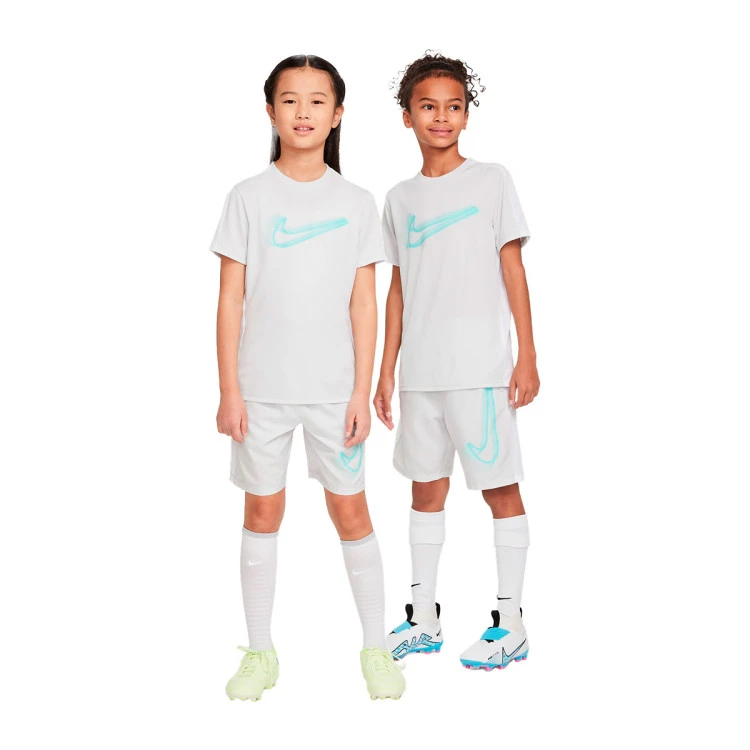 camiseta-nike-academy-23-graphic-nino-photon-dust-white-dynamic-turq-4