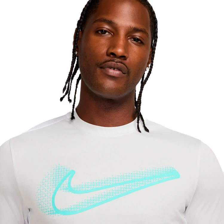 camiseta-nike-academy-23-graphic-photon-dust-white-dynamic-turq-2