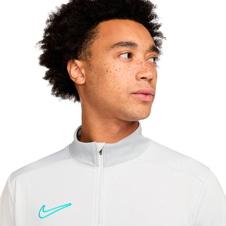 sudadera-nike-academy-25-photon-dust-lt-smoke-grey-dynamic-turq-2