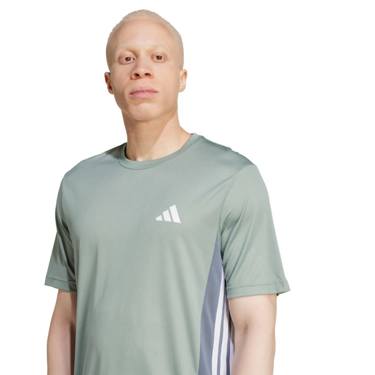 camiseta-adidas-train-essentials-seasonal-colorblock-silver-green-3