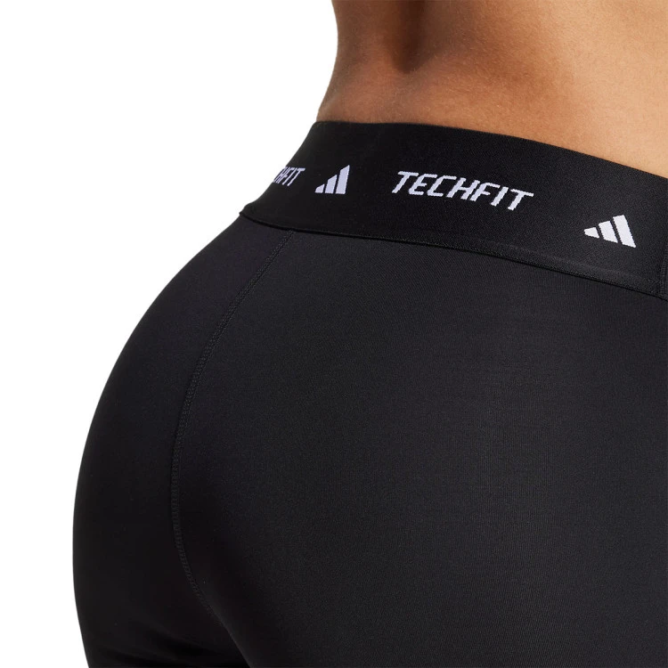 malla-corta-adidas-techfit-stay-in-play-black-1