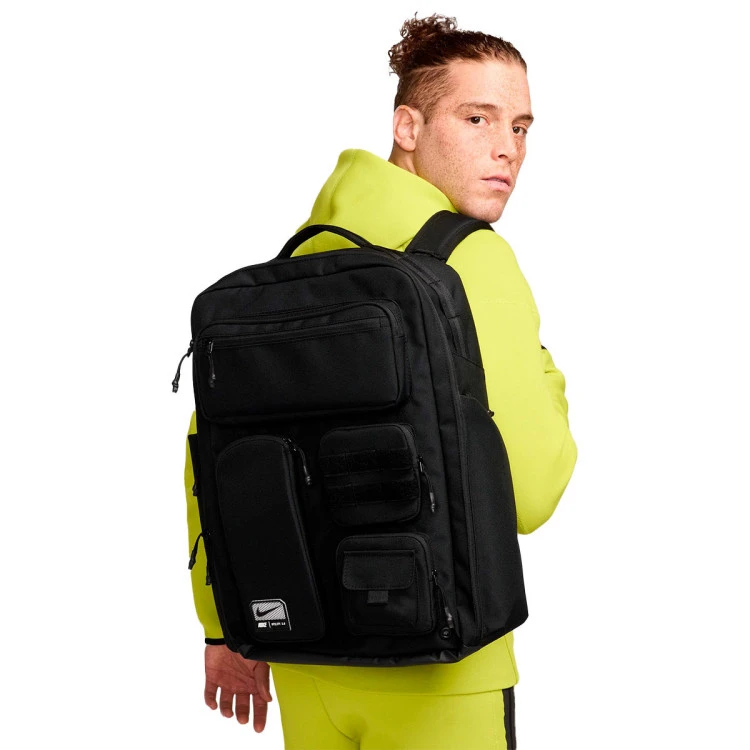 mochila-nike-utility-elite-37l-black-black-white-7