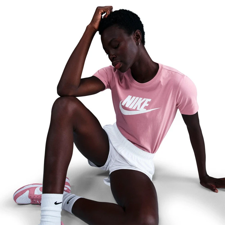 camiseta-nike-sportswear-essentials-mujer-elemental-pink-2