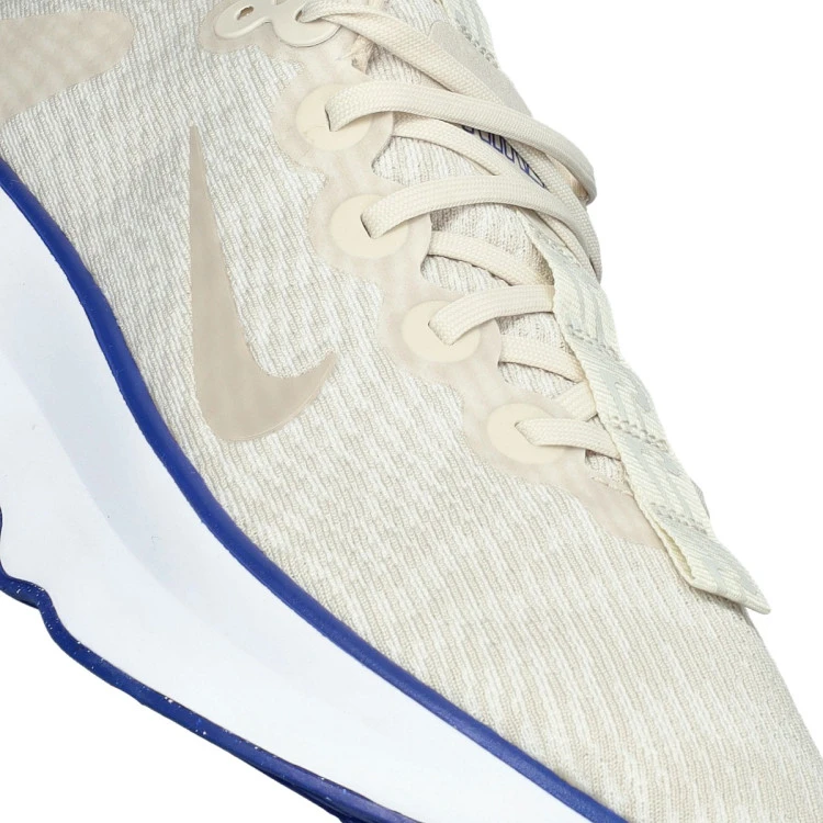 zapatilla-nike-motiva-beige-7