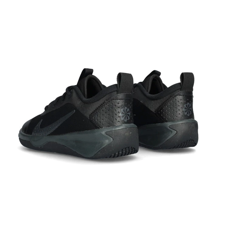 zapatilla-nike-omni-multi-court-nino-negro-5