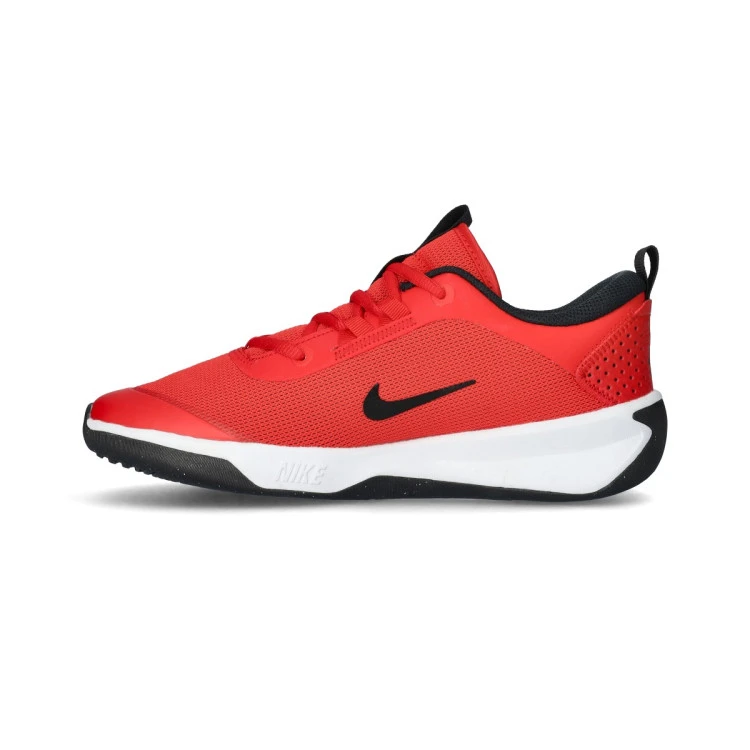 zapatilla-nike-omni-multi-court-nino-rojo-2