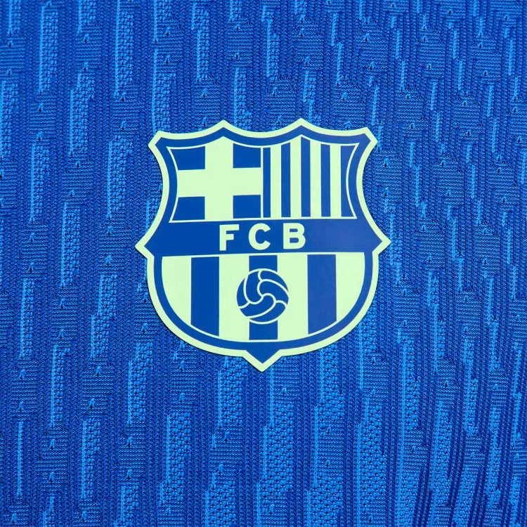 camiseta-nike-fc-barcelona-training-2024-2025-old-royal-anthracite-lime-blast-3