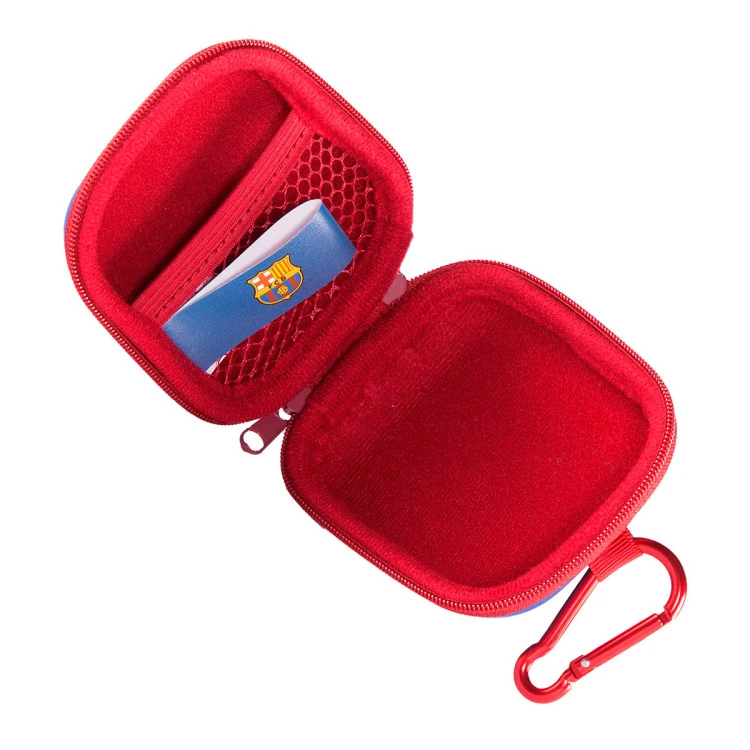 varios-friendly-license-funda-universal-azul-escudo-fc-barcelona-multicolor-2