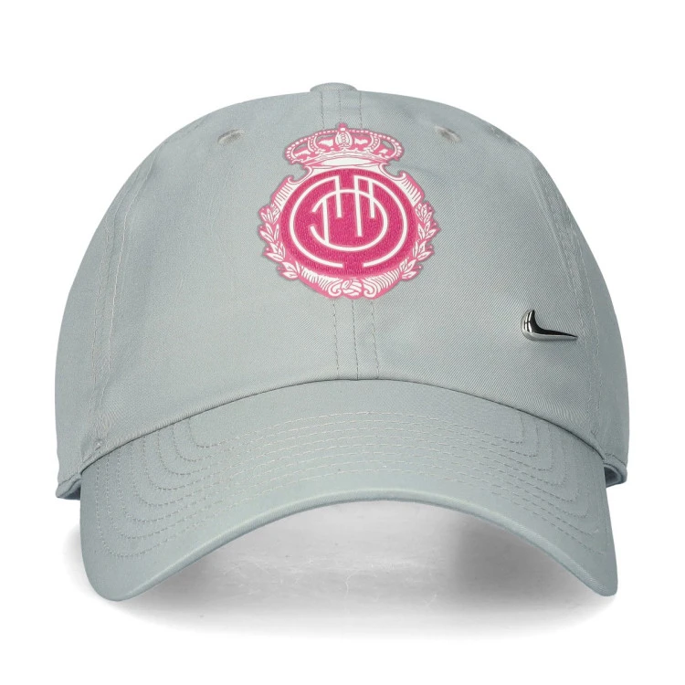 gorra-nike-rcd-mallorca-metal-swoosh-gris-1