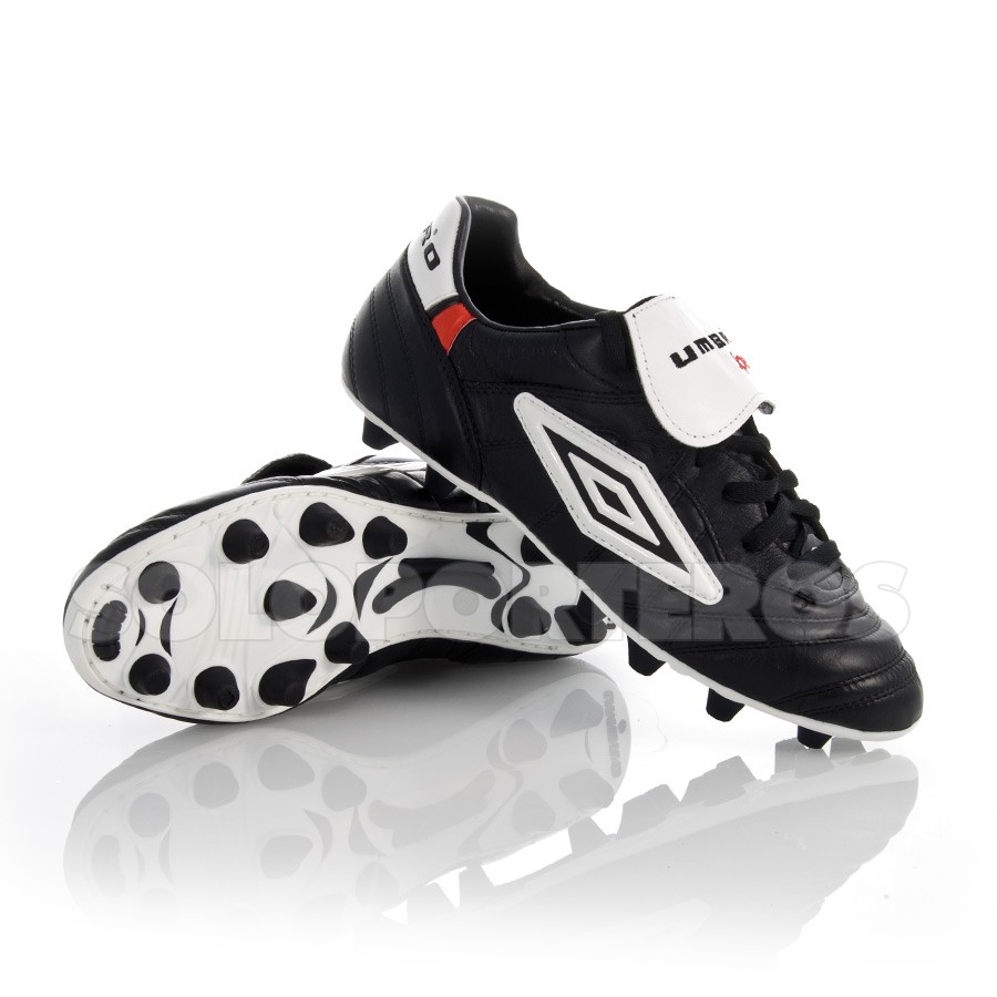 botas de futbol umbro