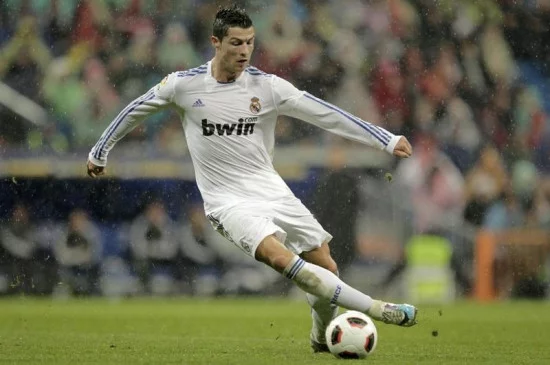 post card cristiano-ronaldo-2011-2-19-16-41-36.webp