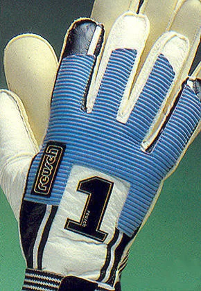 reusch-1981-023.webp