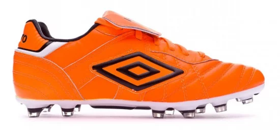 bota-umbro-speciali-eternal-pro-hg-shocking-orange-black-white-1.webp