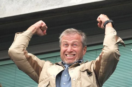 PAY-Roman-Abramovich.webp