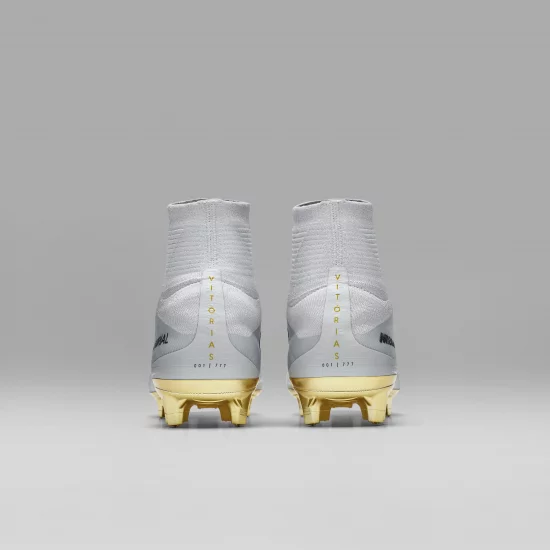 Ronaldo limited edition boots deals