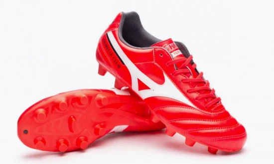 post-botas-de-gama-baja-mizuno-morelia-club.webp