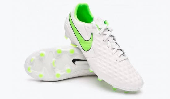 Botas de futbol gama media online