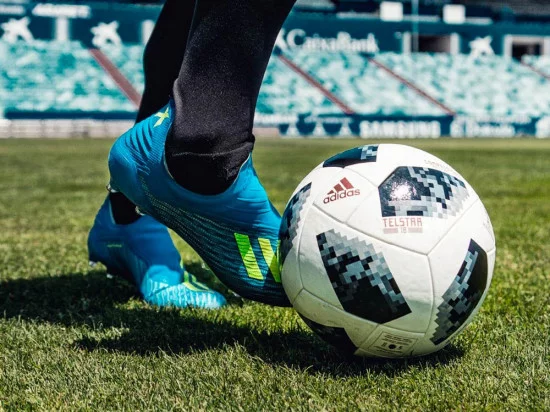 Adidas calcio 2018 senza lacci best sale