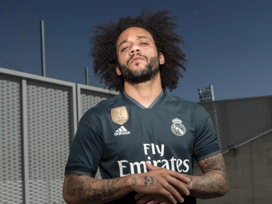 Maglia-away-real-madrid-2019.webp