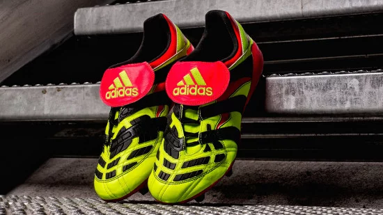 blog_adidas_predator_accelerator_yellow_electricity_3.webp