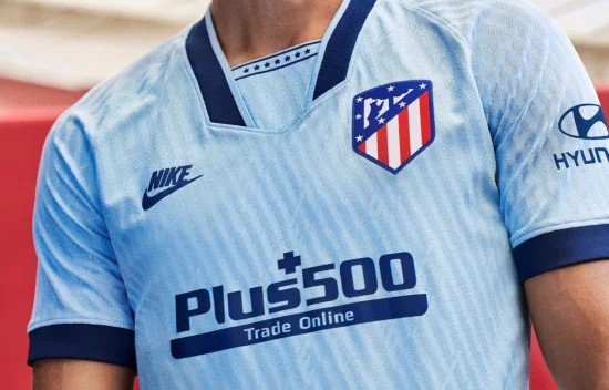 Tercera-camiseta-atletico-madrid-2.webp