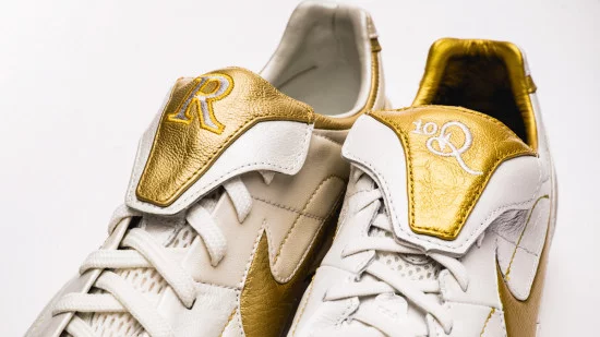 Nike tiempo r10 dorados on sale