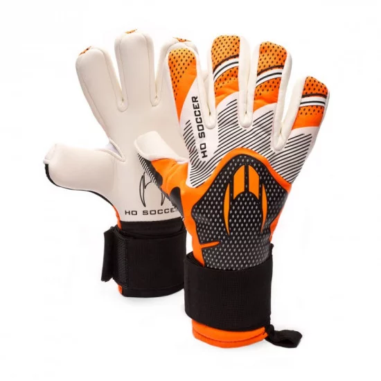 Post-Guantes-hierba-artificial-1.webp