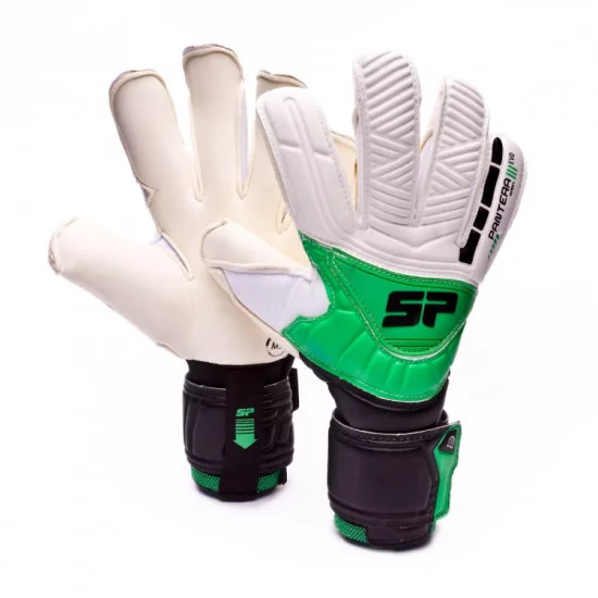 Post-Guantes-hierba-artificial-3.webp