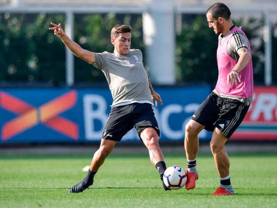 Le scarpe nere di Paulo Dybala Blog Futbol Emotion