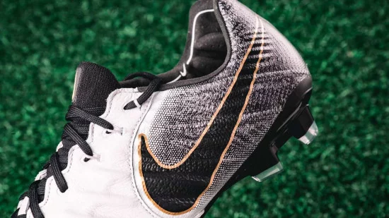 Nike-Tiempo-White-Gold-blog-2.webp