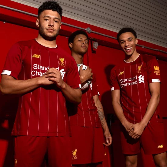 blog-nueva-camiseta-liverpool-2019-2020-todos.webp